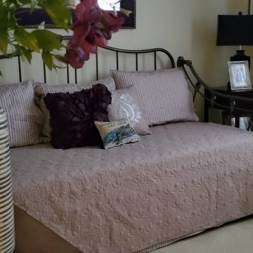 Kings Park Guest Room
