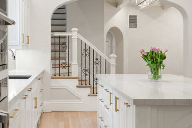 Example of a transitional kitchen design in Dallas