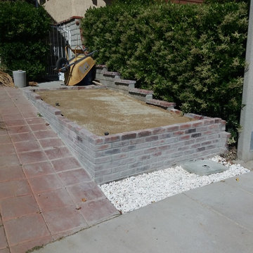 24" Retaining Wall w/ Drainage System