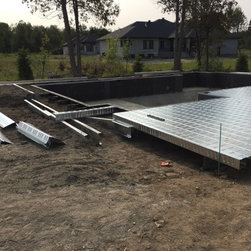 Multi-level Paverdeck Pool - Landscaping Stones And Pavers
