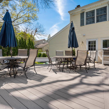 Castle Gate Decking in Northbrook IL