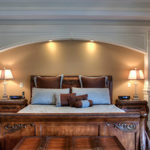 Alcove bedroom