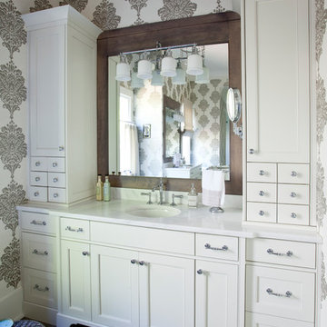 Spa-Like Bathroom