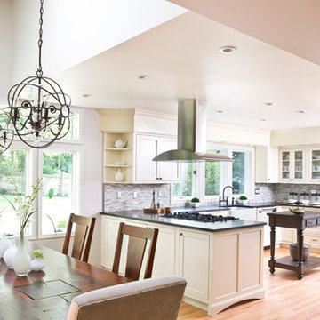 Sherwin-Williams paint color – Repose Gray (SW 7015)