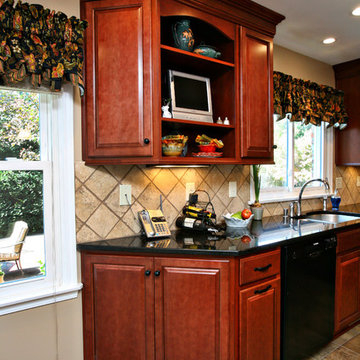 Louisville Handyman, Birch Cinnamon W/ Licorice Glaze