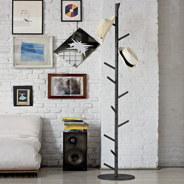 Dressers & Nightstands