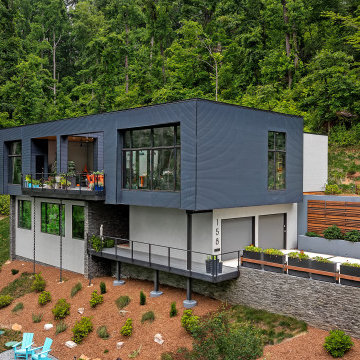 Wandering Oaks Modern