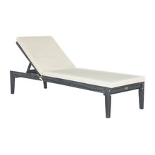 Pool Lounge Chairs