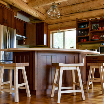 2016 new Log house in Rural Smithers B.C.
