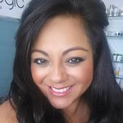 Jonelle Enriquezs foto