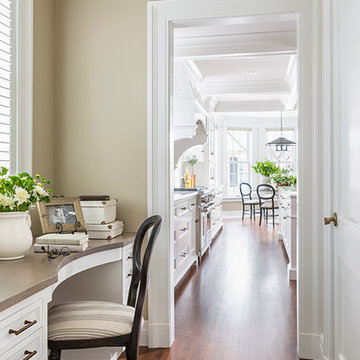 Lake Harriet Colonial - Desk