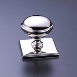 Contemporary Line - Cabinet And Drawer Knobs