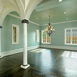 MICHAEL MOLTHAN LUXURY HOMES - Chandeliers