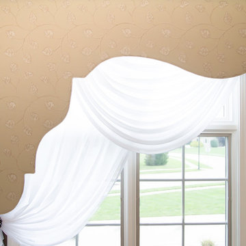 Lambrequins for an office and a dinning room in  Avon,IN home