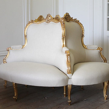 Antique Louis XV Style Giltwood Tete a Tete Settee Upholstered in Natural Linen
