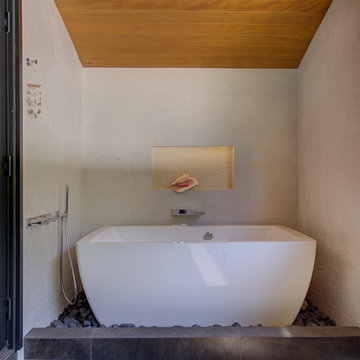 Float House V