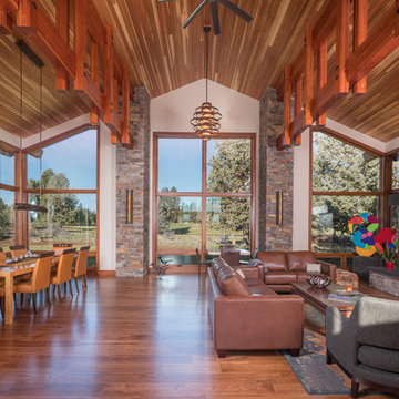 Golf Course home in Broken Top