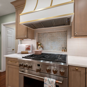 Donohue Kitchen and Laundry Room
