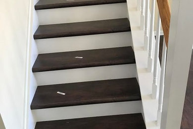 Staircase - traditional staircase idea in New York