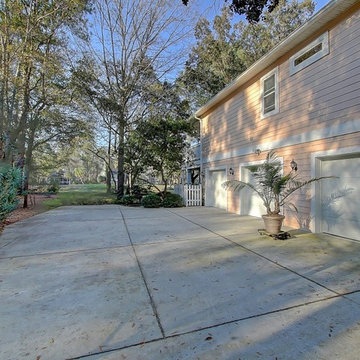 5208 Holly Forest Drive