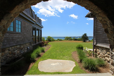 Design ideas for a rustic landscaping in Boston.