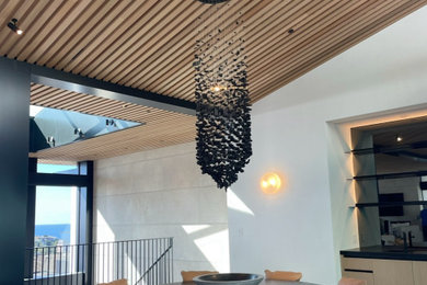Example of a dining room design in Other