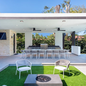 Contemporary Home - 09