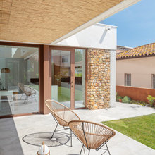 Una casa en Tarragona que gira alrededor de un porche