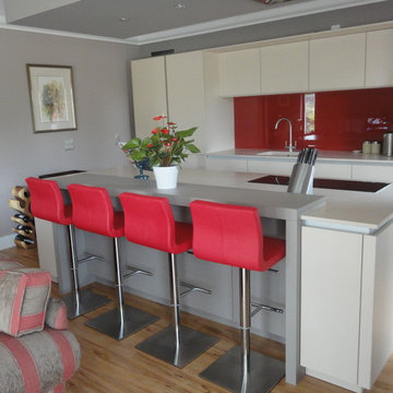 Quadra 2 Adjustable Stools in Lipstick Red Leather