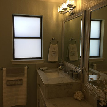 Unique tub/shower combo