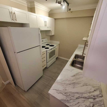 Move Out Deep Cleaning of a One bedroom plus Den Condo Located in Coquitlam BC C