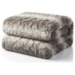 Tache Home Fashion - Snow Giraffe Faux Fur Throw Blanket, 90"x90" - The Snow Giraffe Faux Fur Throw Blanket is ultra-soft, cozy and warm fills the void in the home luxury faux fur market at an affordable price. It gives a nod to nature by supplying the luxury look and feel of real fur without harming any animals. Whether placed on your bed, chair, or sofa, this faux fur throw adds a dash of sophisticated elegance to your home. Exceptionally soft and plush, two distinct sizes accommodate your setting. Wild Mannered throws are a functional yet fashionable accent piece. Available in two generous sizes: 50" x 60", and 63" x 87", Now comes in this dimension 90" x 90"IN.