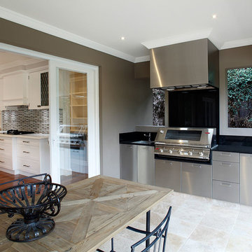 Upper North Shore outdoor kitchen