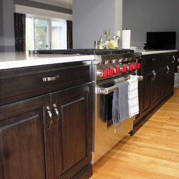 Grabill Cabinets Kitchen - Olde Towne in Custom Paint w/ Nickel Glaze & Mystic