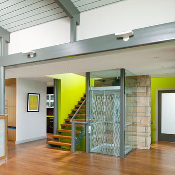 Modern "Green" Entry Way. R&Q White Oak