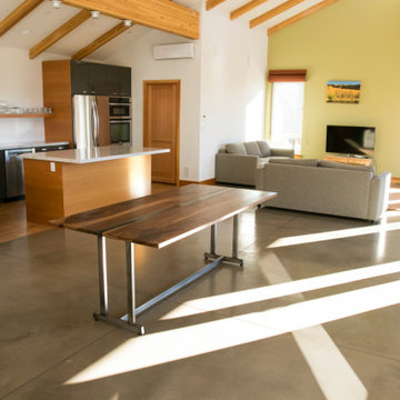 Del Mar Project // 'Insignia' Table