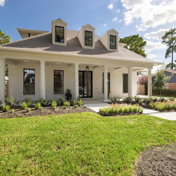 02 - Acadian Southern Exterior Front Yard