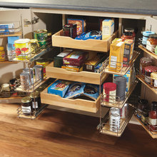 shares with kelly of cliq studios kitchen