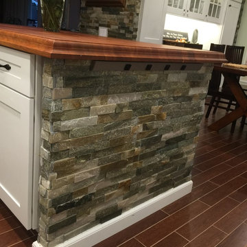 Special Island Stone End with Plug Strip