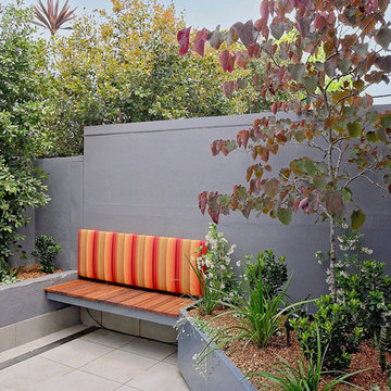 Functional Courtyard Apartment