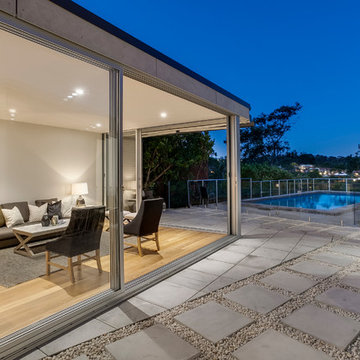 Mid-Century Modern with Chic Designer Appeal