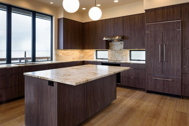 Trendy kitchen photo in Other