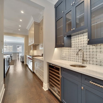 3937 NORTH MARSHFIELD