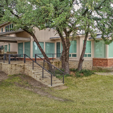 Texas Hillside Lake Estate
