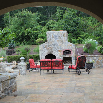 BEST OUTDOOR FIREPLACES