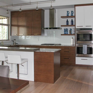 Essential Design Consulting Ltd. Gina Alveberg