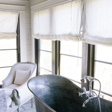 A Charming Farmhouse in Nashville, TN