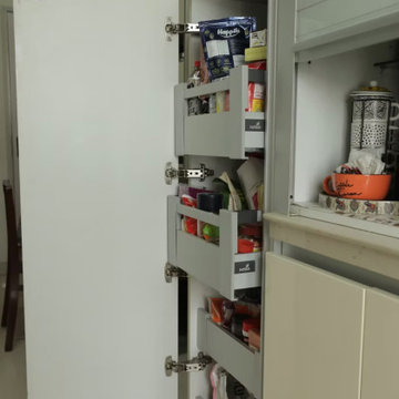 Modular Kitchen with Hettich Pantry, Crockery Unit | High Gloss PU Finish| Kasba