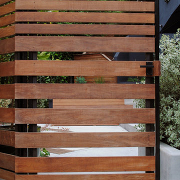 Rockridge Redux - Extending an Elegant Home Outdoors