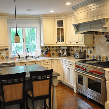 Country Checkerboard Kitchen